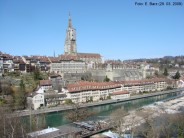 Blick von der Kirchenfeldbr&uuml;cke auf das Berner M&uuml;nster