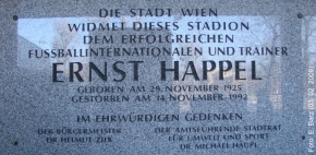 Gedenktafel am Ernst-Happel-Stadion