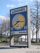 Stade de Suisse - Wankdorf: Alte Stadionuhr